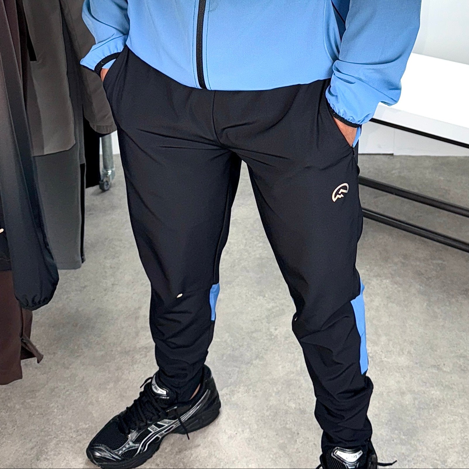 Men's Flux gradient pants in black and airforce