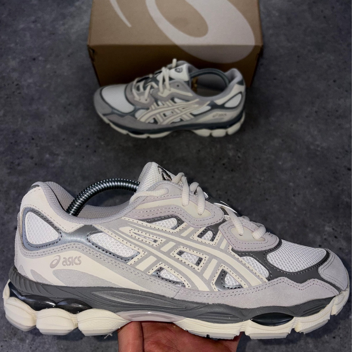 靴 Asics Gel-NYC Oyster Grey 25.0 Asics Gel-NYC Oyster Grey