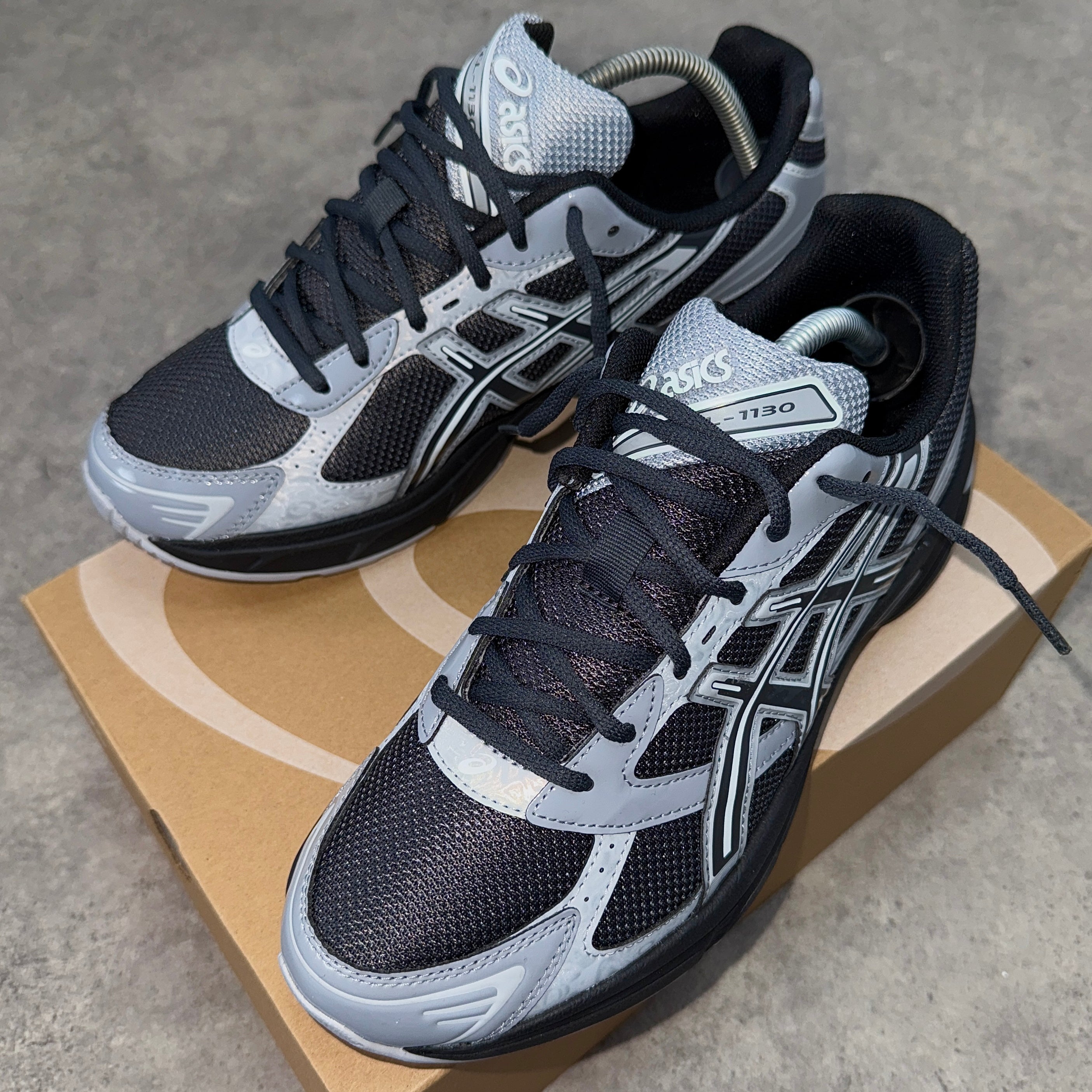 ASICS gel-1130 'graphite grey gravel'