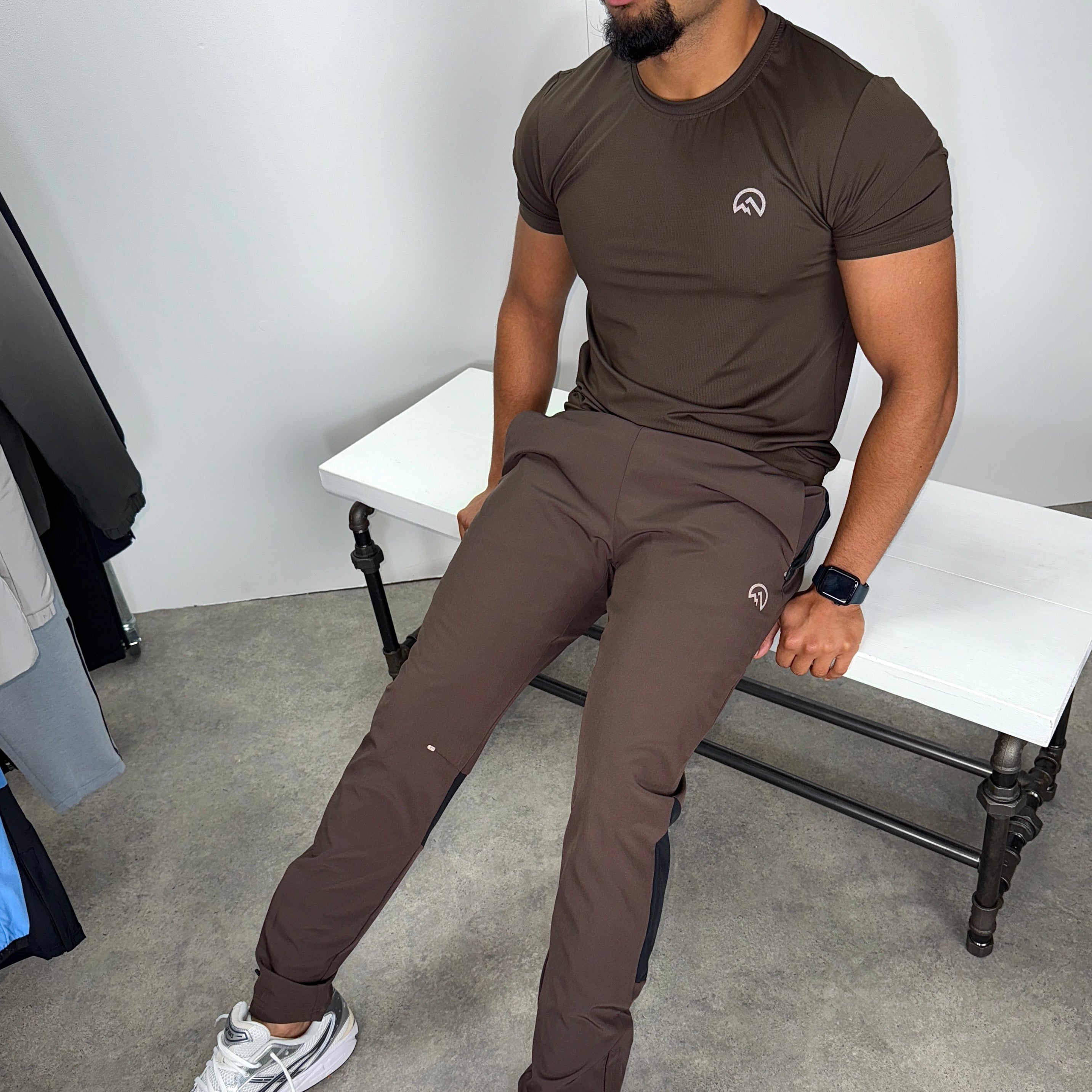 Flux graphic t-shirt pants set 'chocolate/black'