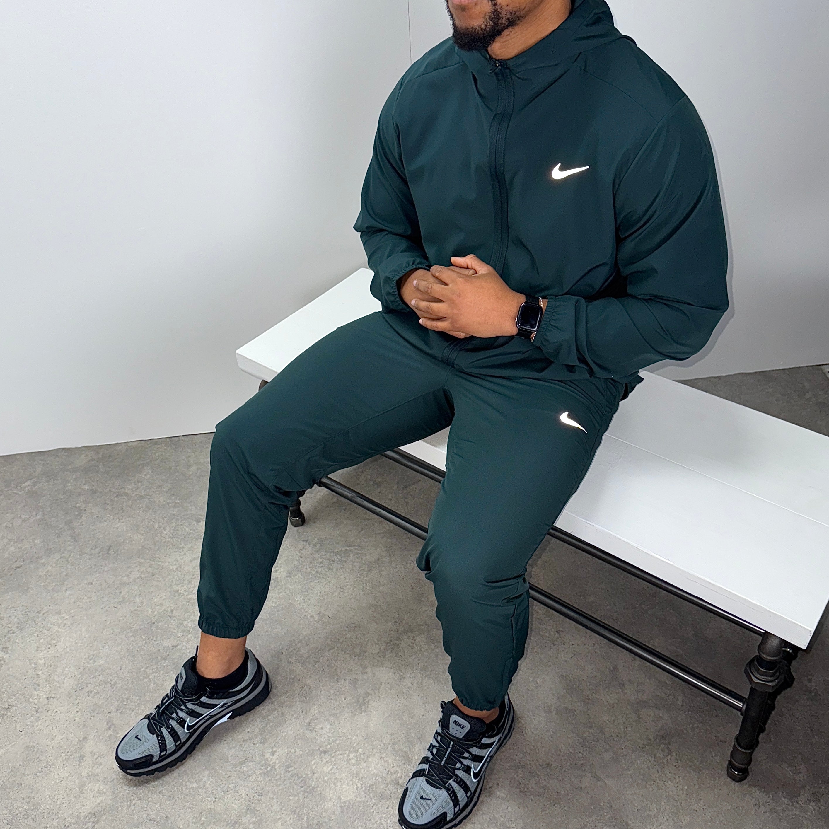 Nike form jacket 'seaweed'