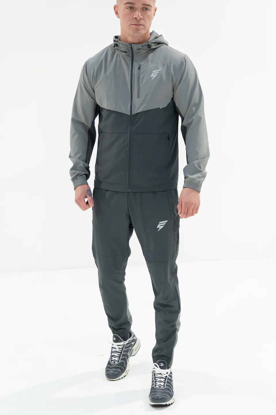 Elude track tracksuit set 'light grey/coal'