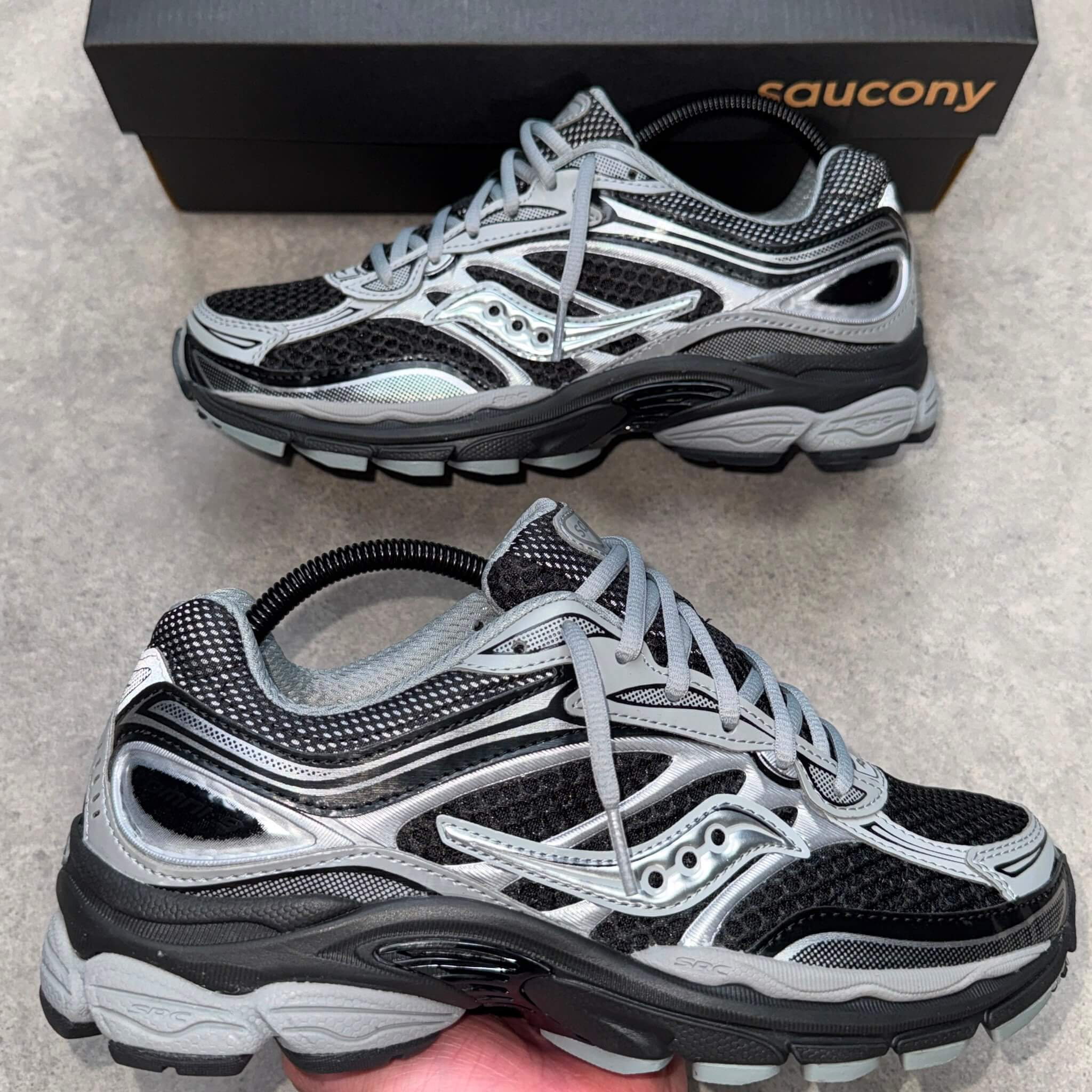 Saucony ProGrid Omni 9 'Black/Silver'